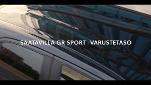 Hyppää Yaris Cross Hybridin kyytiin, ihastu sen moderneihin ominaisuuksiin, käytän- nöllisiin tiloihin ja mahtavaan muotoiluun. ...