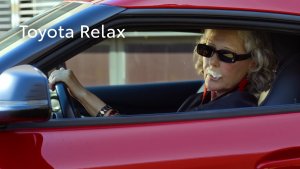 Saat Toyota Relax -turvan käymällä Toyota-merkkihuollossa huoltovälin mukaisesti