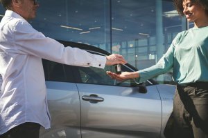 VARAA VAIHTOAUTO HELPOSTI VERKOSSA