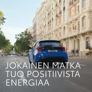Luokkansa suosituin malli Toyota Yaris Hybrid on uudistunut niin teknologian, turvallisuuden kuin hybridivoimalinjan osalta