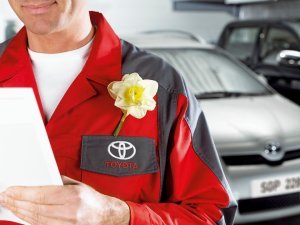 PÄÄSIÄISENÄ PALVELEMME
To 28.3. klo 17.00 saakka.
Pe 29.3. Pitkäperjantaina autotalomme ovat suljettuina.
La 30.3. Palvelemme no...