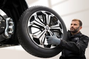 Varaa aika renkaiden vaihtoon!