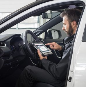 TOYOTA RELAX - Jatkuva turva tuo ajamiseen varmuutta. Nyt sitä on saatavilla jopa autosi 10. ikävuoteen asti, kun huol...
